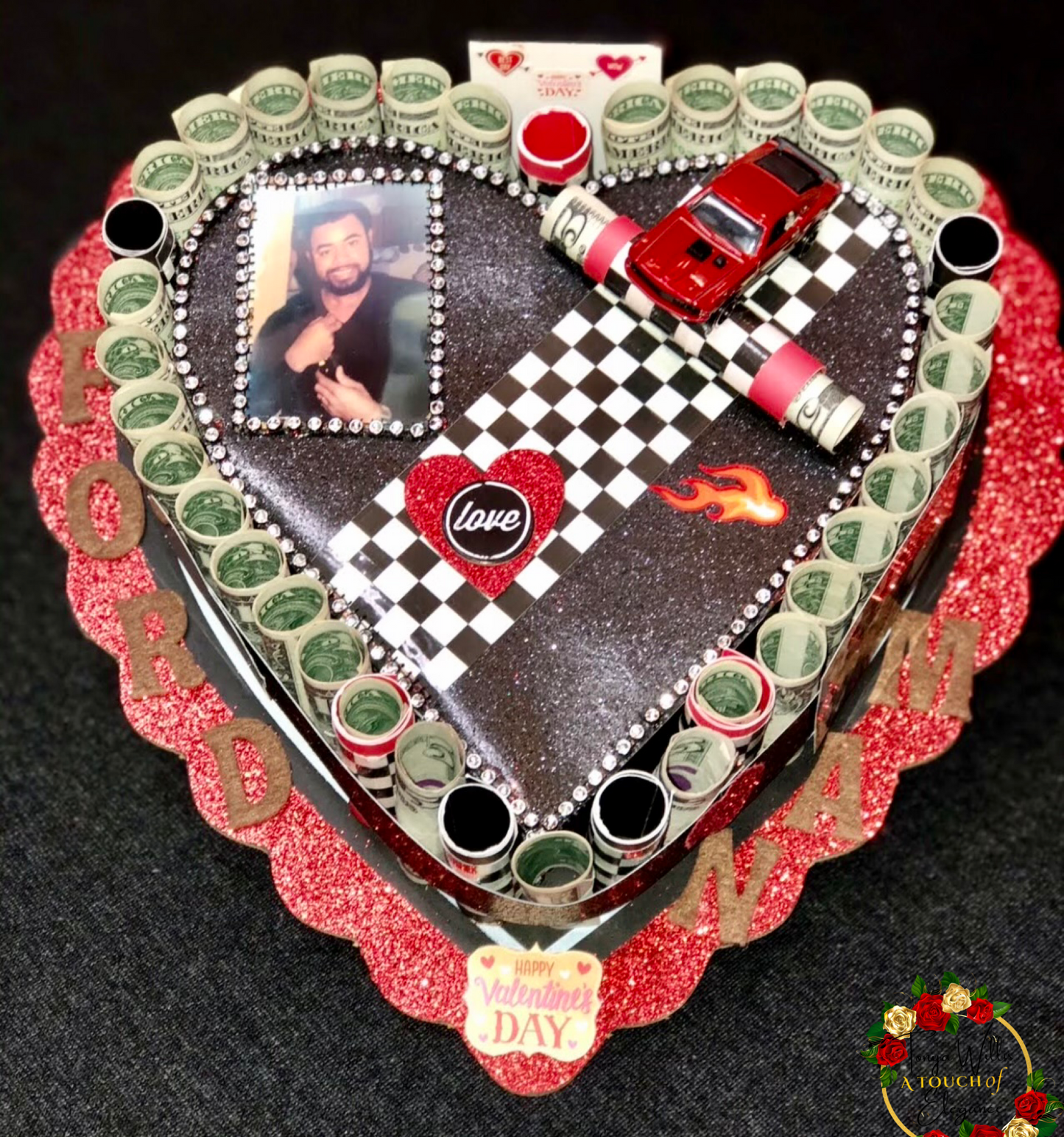 Valentine’s Day Money Cakes